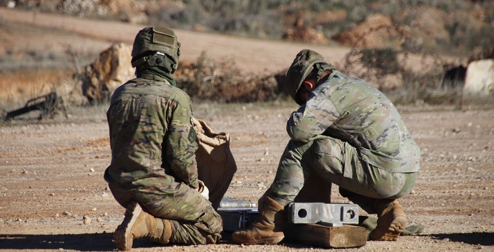 Defensa estudia una nueva Ley de la Carrera Militar que incluya a las escalas de tropa y marinería como militares de carrera y de complemento
